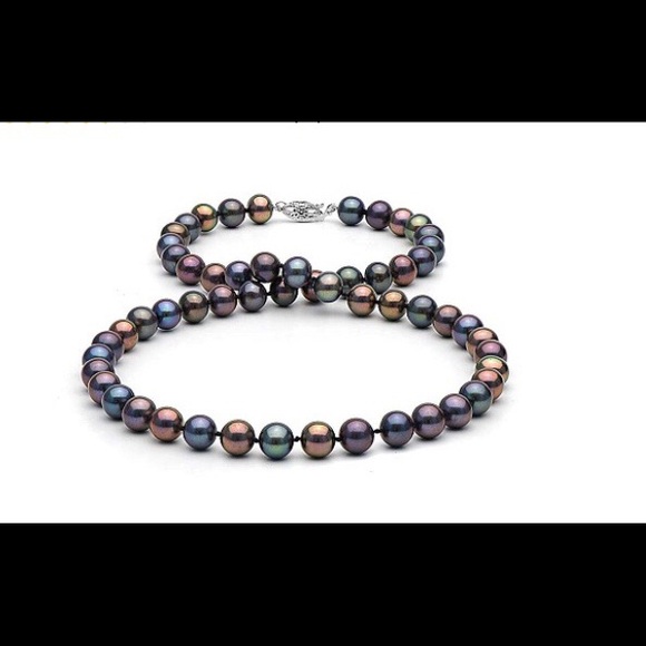 Black Pearl Freshwater Necklace - Picture 1 of 1